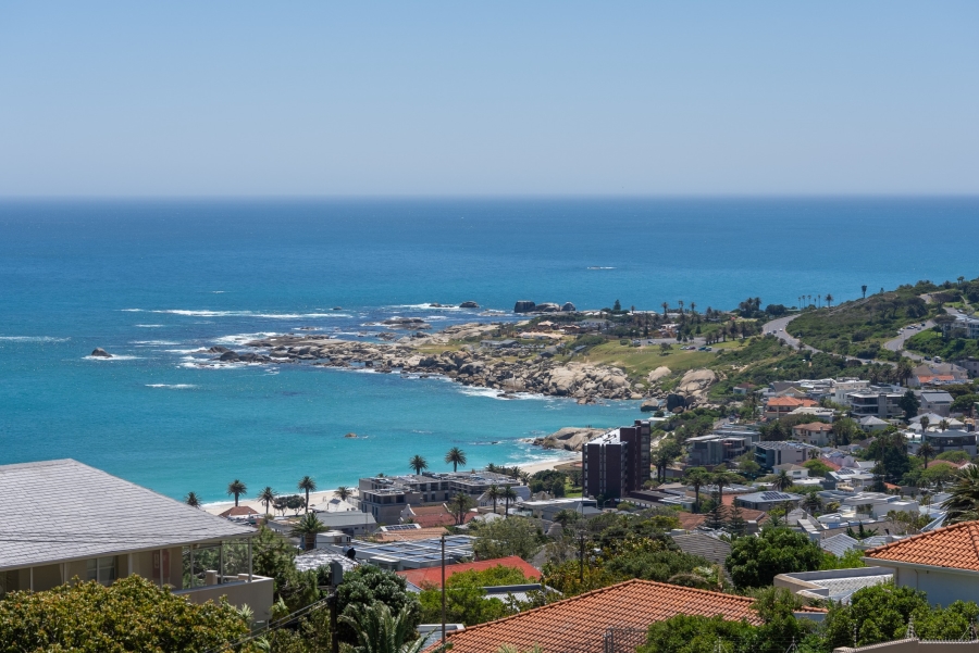 2 Bedroom Property for Sale in Camps Bay Western Cape